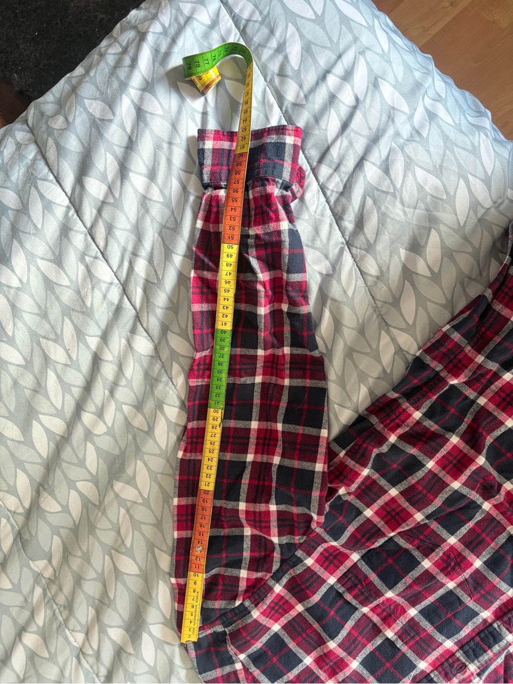 Men's Casual Red & Navy Plaid Button-Down Shirt - Picture 2 of 3